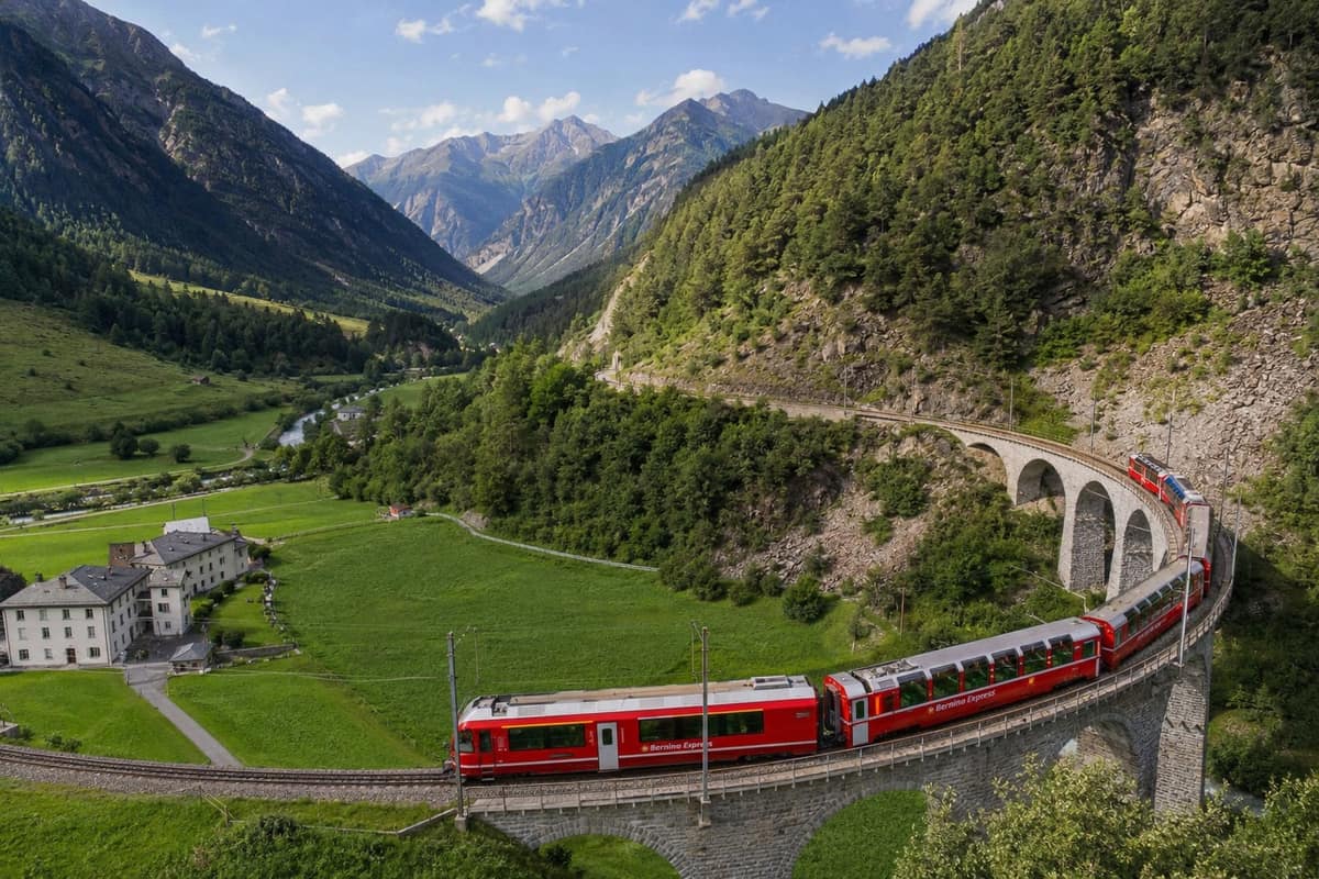 Bernina Express — Chur ↔ Tirano