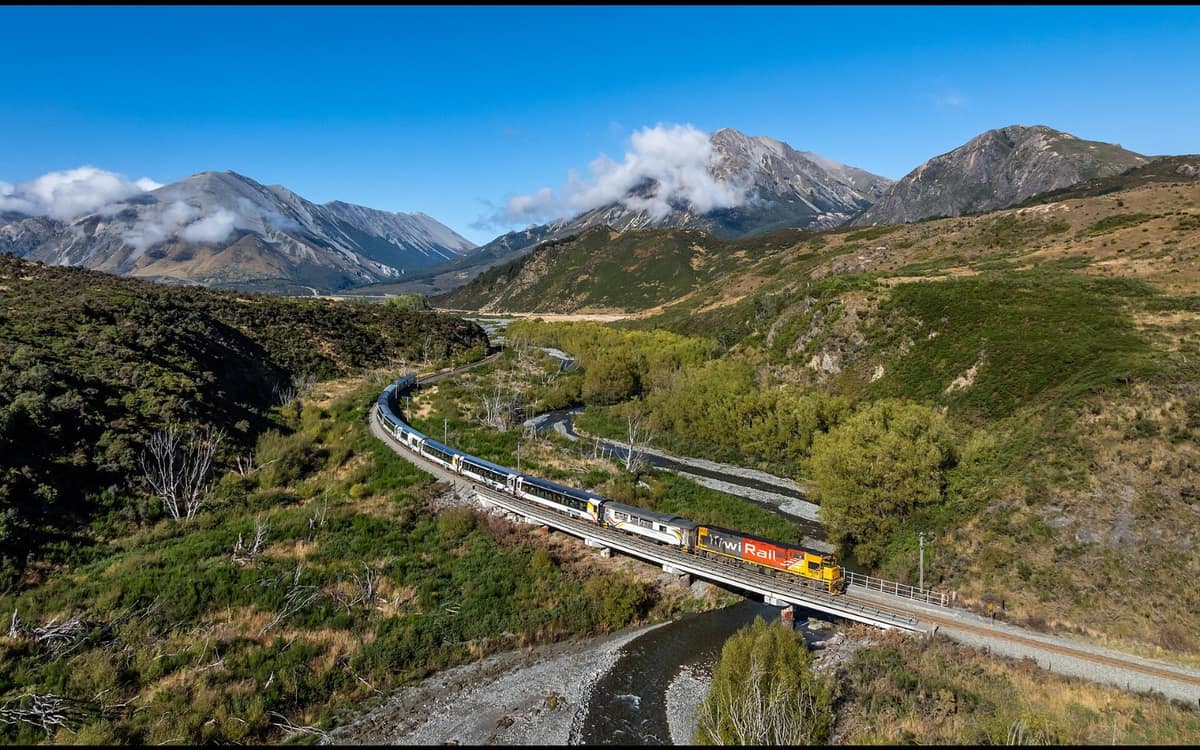 TranzAlpine — Christchurch ↔ Greymouth